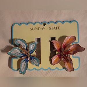 New & Unused Sunday State Floral Metal  Hair Clips